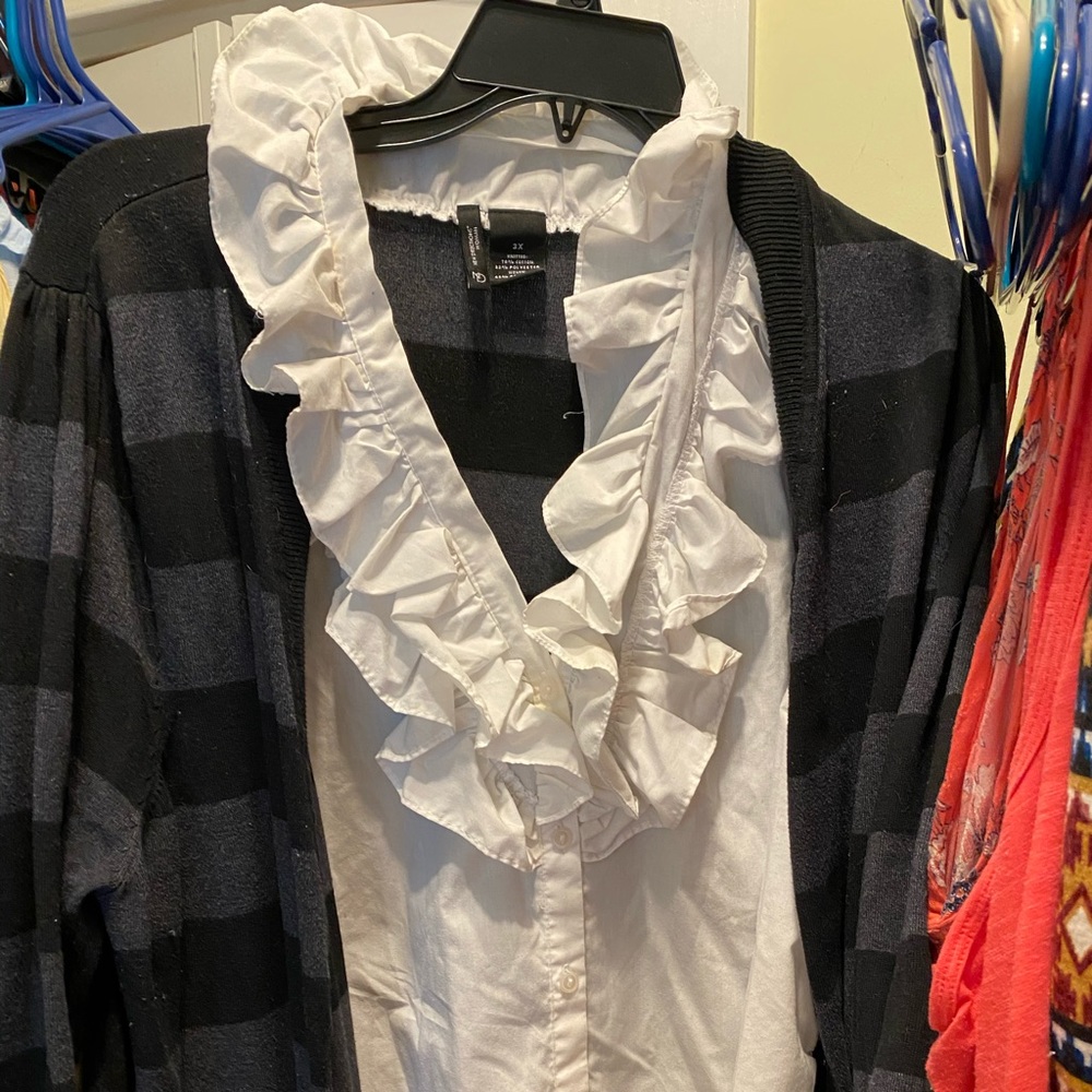 Long sleeve sweater top